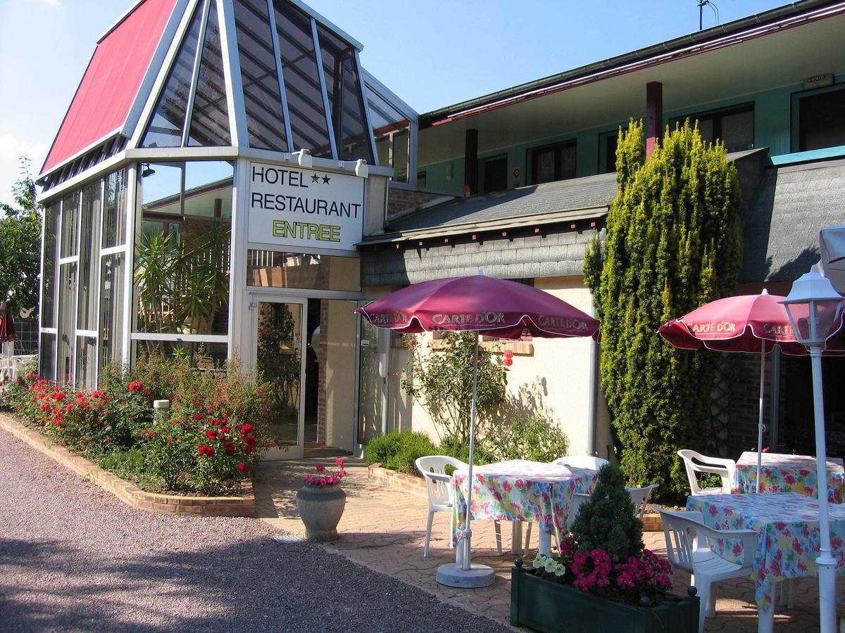 Hotel Les Deux Sapins Cailly-sur-Eure Eksteriør billede