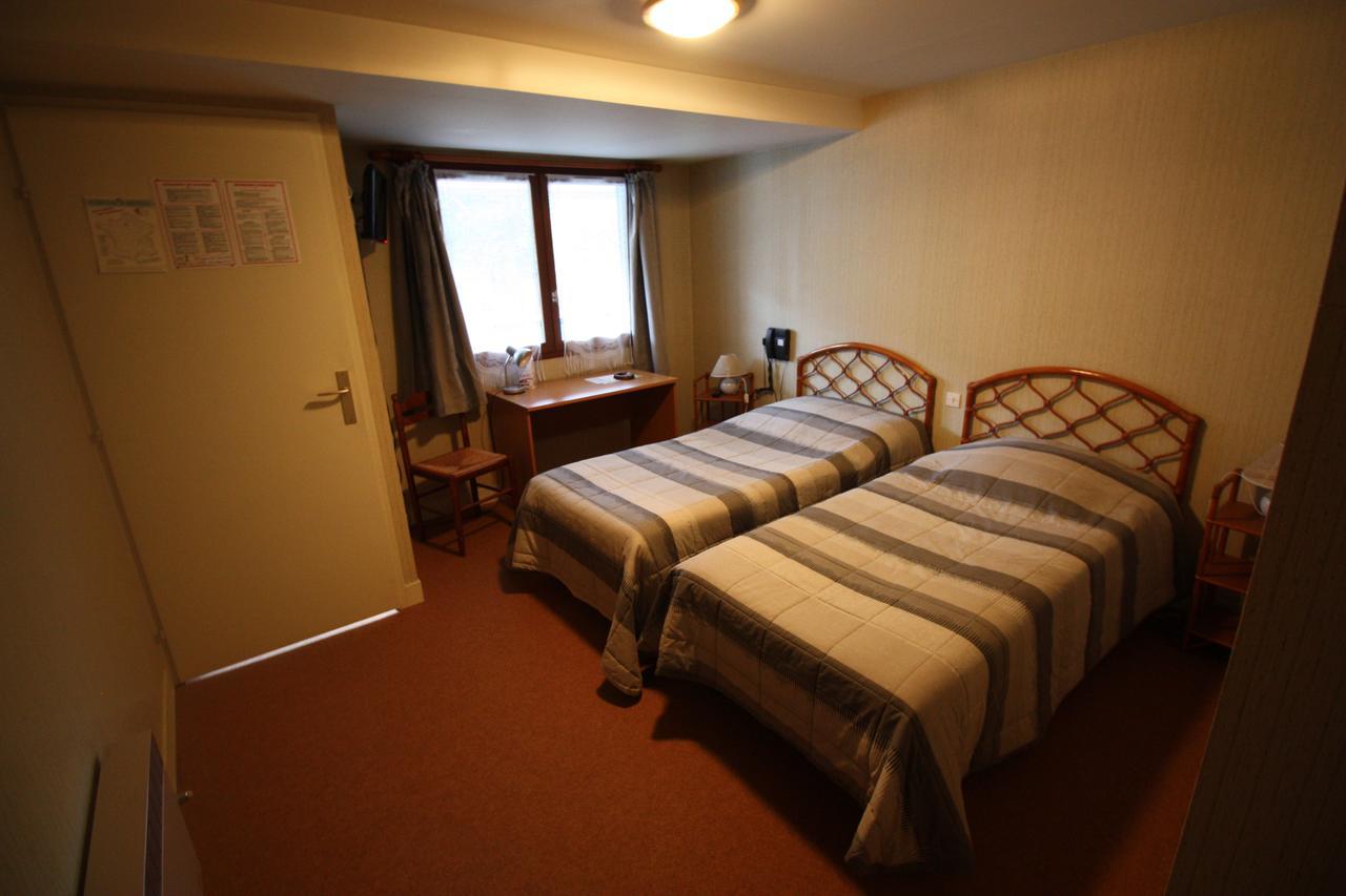 Hotel Les Deux Sapins Cailly-sur-Eure Værelse billede